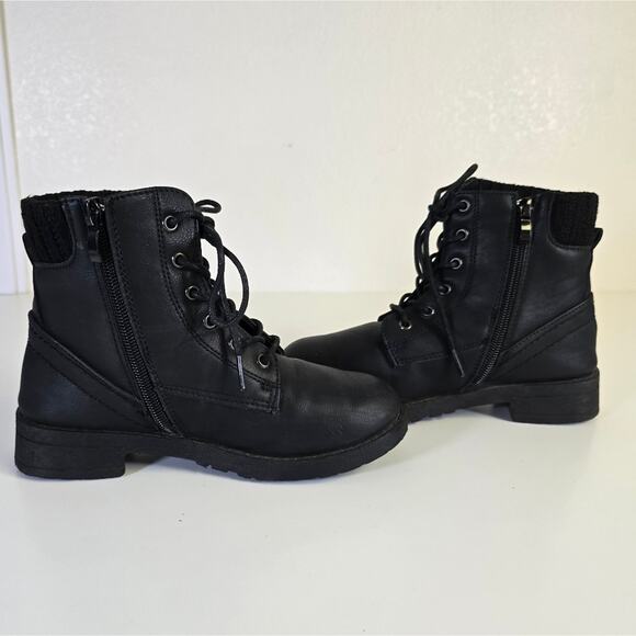 Adrienne Vittadini Alica Black High Top Boots size 1 - Picture 5 of 9